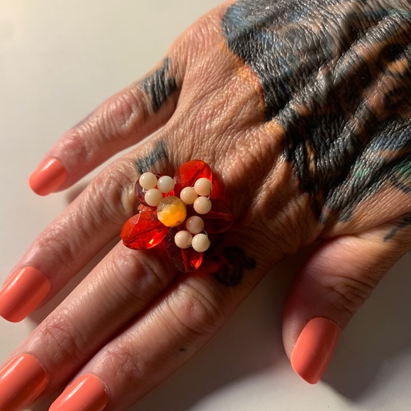 Ring - Picture 5 of 6